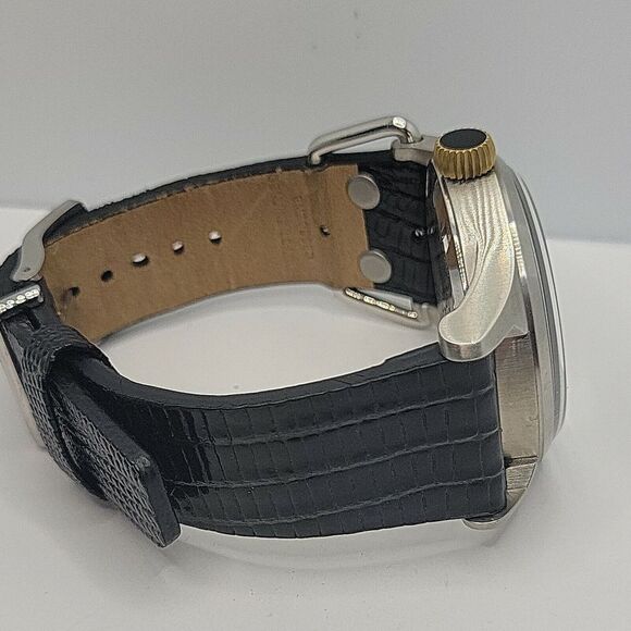 Diesel DBG0001 Men's Black Leather Analog Dial Quartz Genuine Wrist Watch AM923 - Picture 10 of 11